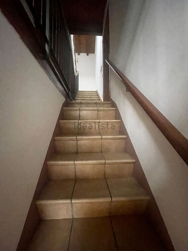 appartamento in vendita a Ziano Piacentino in zona Vicobarone