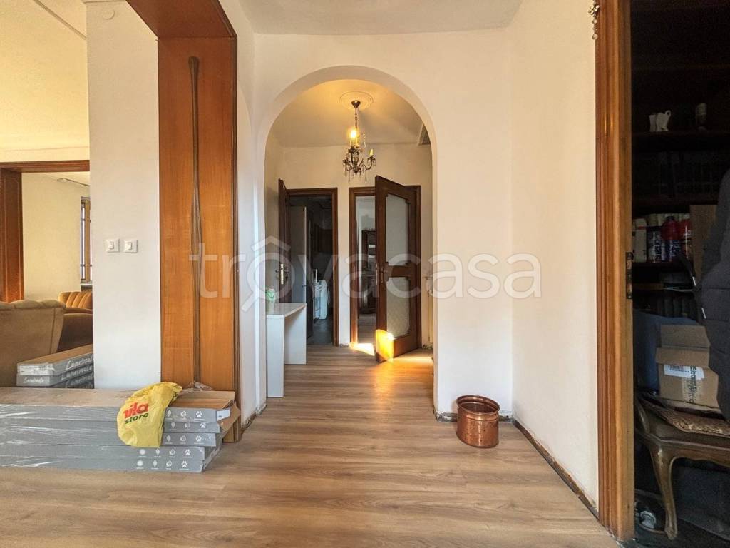 appartamento in vendita a Ziano Piacentino in zona Vicobarone