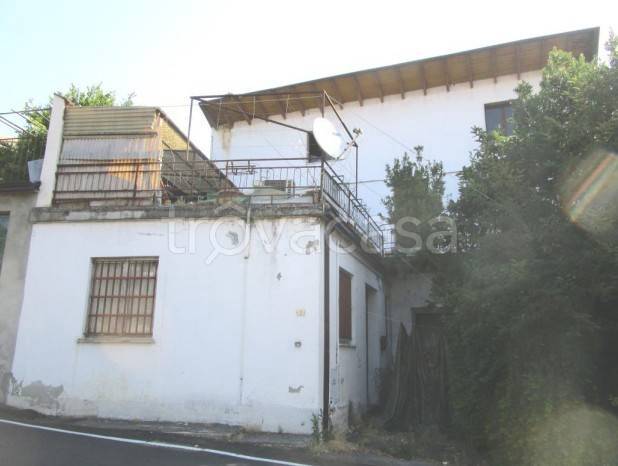 appartamento in vendita a Ziano Piacentino