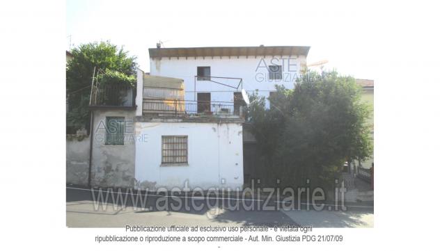 casa indipendente in vendita a Ziano Piacentino