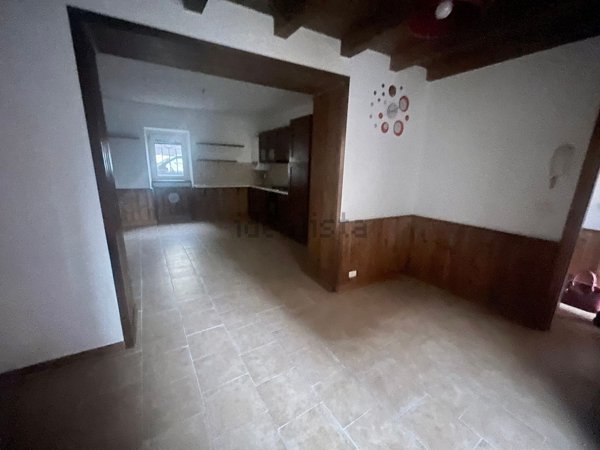 appartamento in vendita a Ziano Piacentino in zona Vicobarone