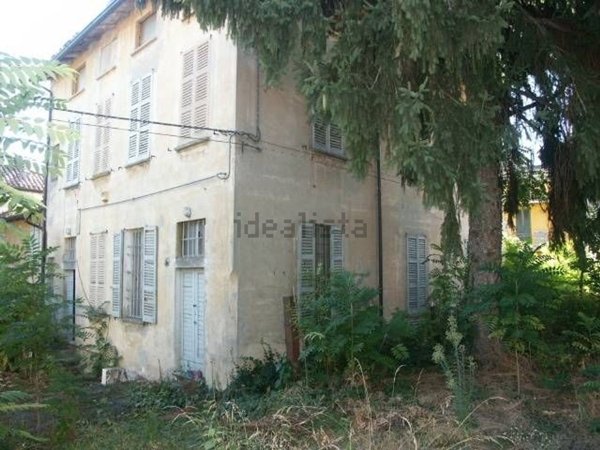 casa indipendente in vendita a Ziano Piacentino