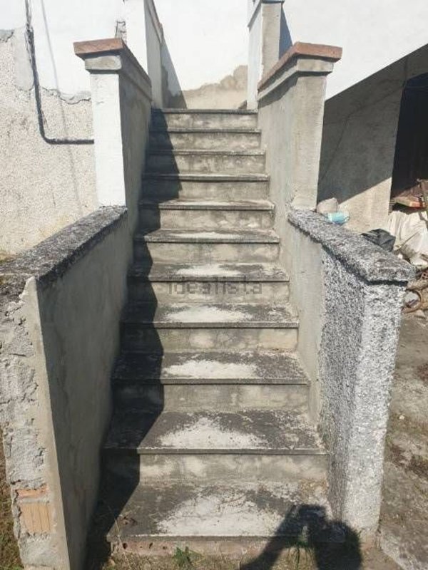 casa indipendente in vendita a Ziano Piacentino