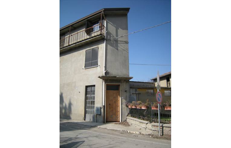 casa indipendente in vendita a Ziano Piacentino in zona Vicobarone