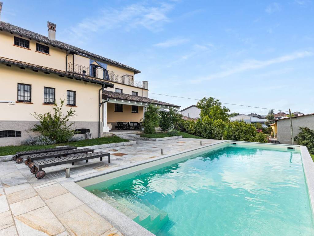 casa indipendente in vendita a Ziano Piacentino