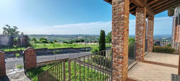 casa indipendente in vendita a Ziano Piacentino in zona Vicobarone