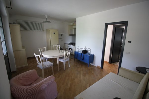 appartamento in vendita a Ziano Piacentino in zona Vicobarone