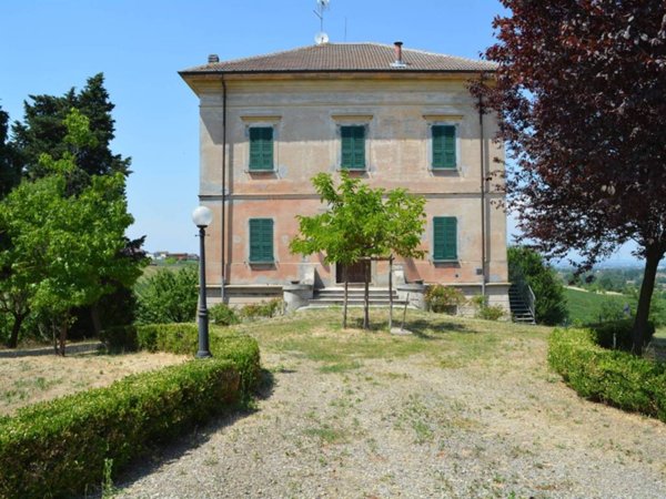 casa indipendente in vendita a Ziano Piacentino in zona Seminò