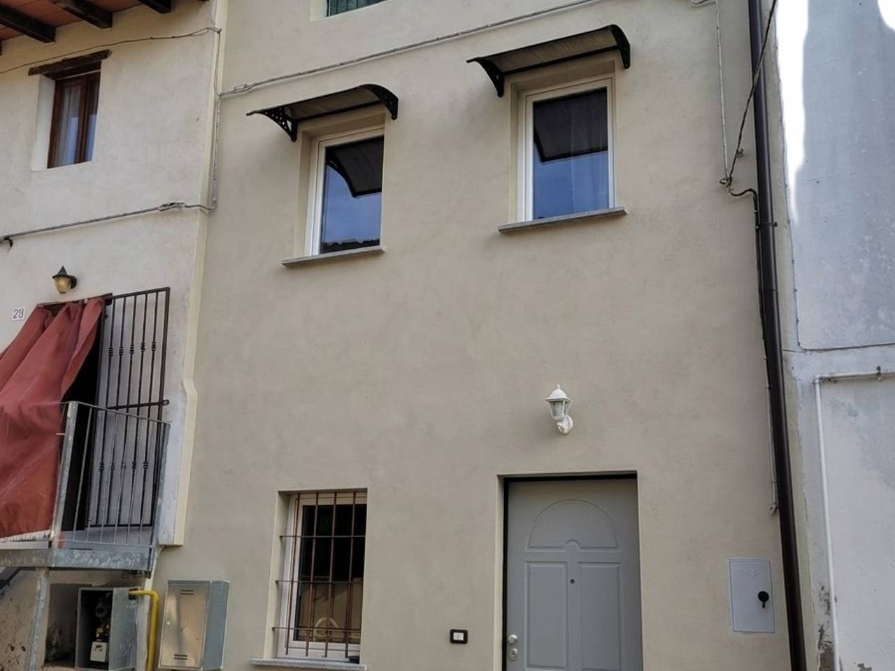 casa indipendente in vendita a Ziano Piacentino in zona Vicobarone