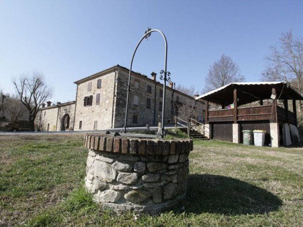 casa indipendente in vendita ad Alta Val Tidone