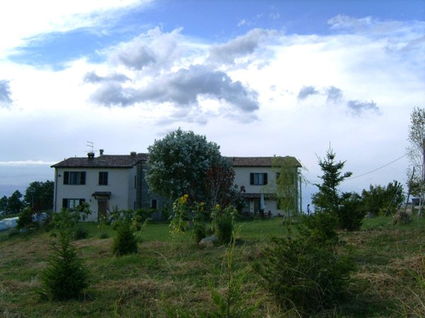 locale di sgombero in vendita ad Alta Val Tidone
