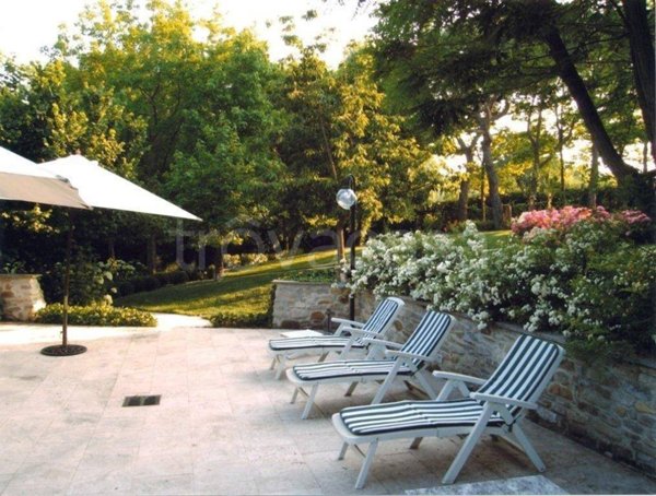 casa indipendente in vendita ad Alta Val Tidone in zona Nibbiano