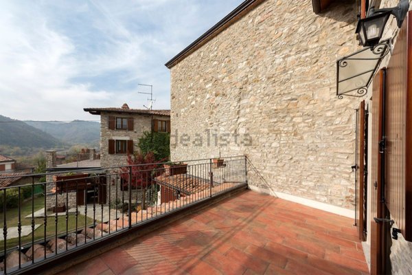 quadrivano in vendita ad Alta Val Tidone in zona Nibbiano