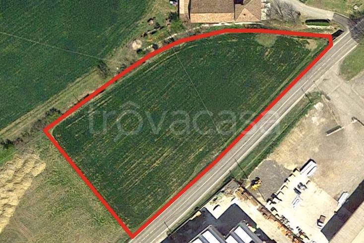 terreno agricolo in vendita ad Alta Val Tidone