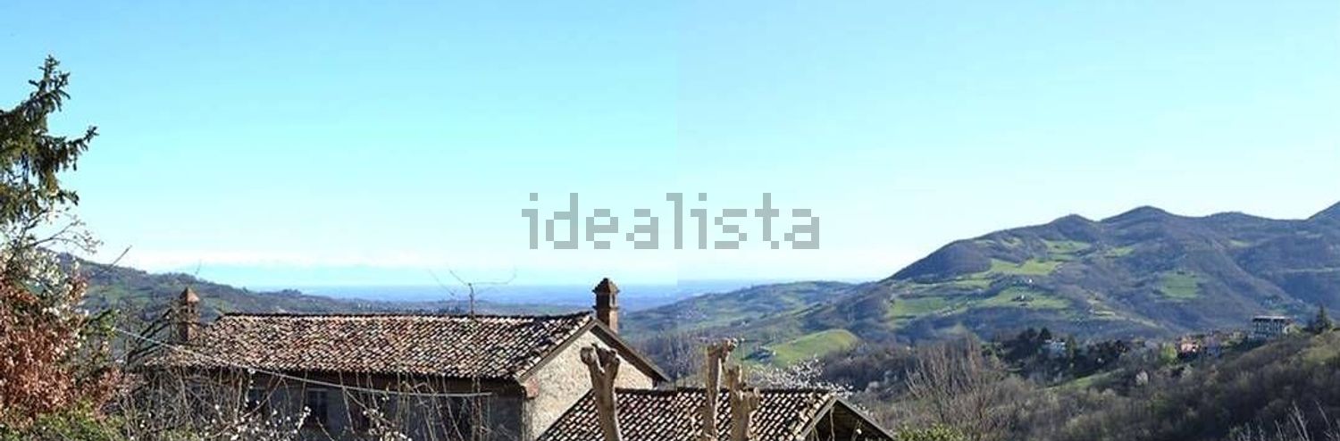 quadrivano in vendita ad Alta Val Tidone