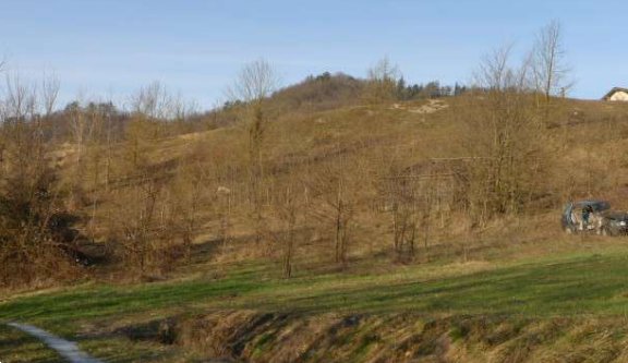 casa indipendente in vendita ad Alta Val Tidone in zona Caminata