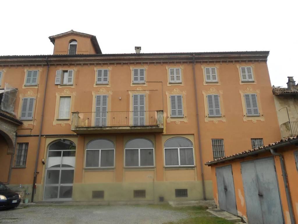 appartamento in vendita ad Alta Val Tidone in zona Trevozzo