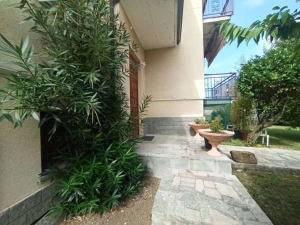 appartamento in vendita ad Alta Val Tidone in zona Trevozzo