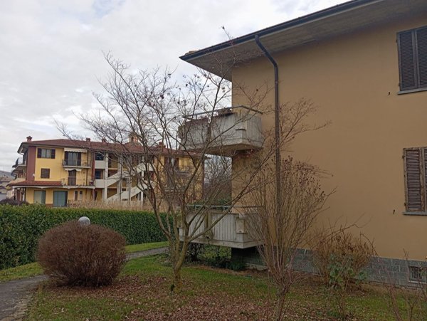 appartamento in vendita ad Alta Val Tidone in zona Trevozzo