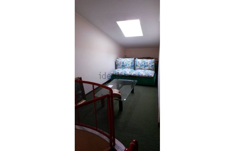 casa indipendente in vendita ad Alta Val Tidone in zona Nibbiano