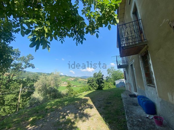 esavano in vendita ad Alta Val Tidone