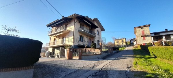 appartamento in vendita ad Alta Val Tidone