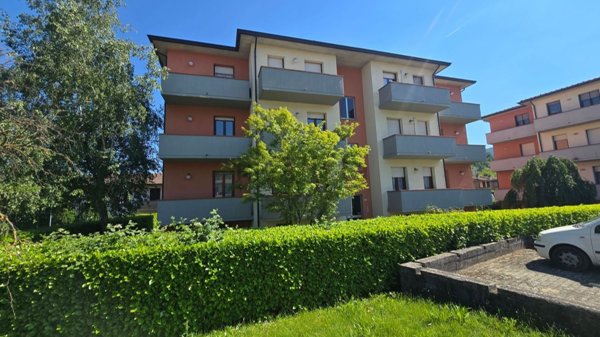 appartamento in vendita ad Alta Val Tidone in zona Nibbiano