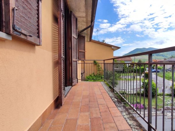 casa indipendente in vendita ad Alta Val Tidone in zona Nibbiano