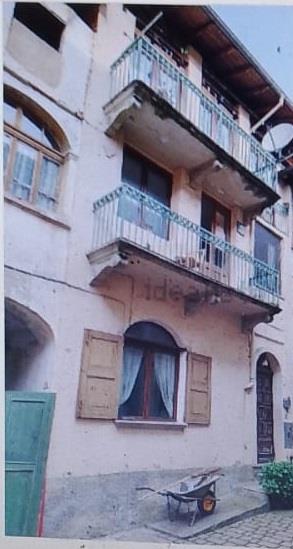 casa indipendente in vendita a Guardabosone