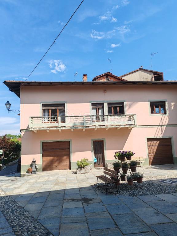 casa indipendente in vendita a Guardabosone