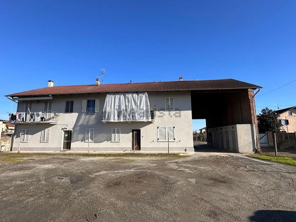 appartamento in vendita a Lamporo