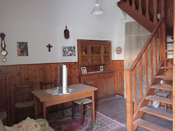 appartamento in vendita a Lenta