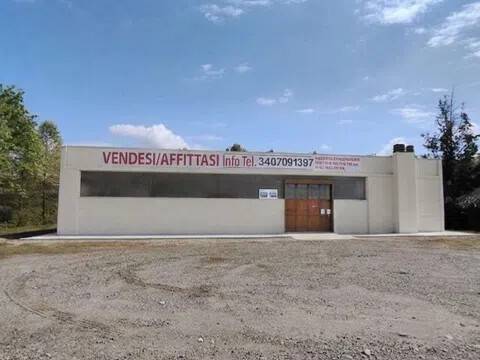 casa indipendente in vendita a Lenta