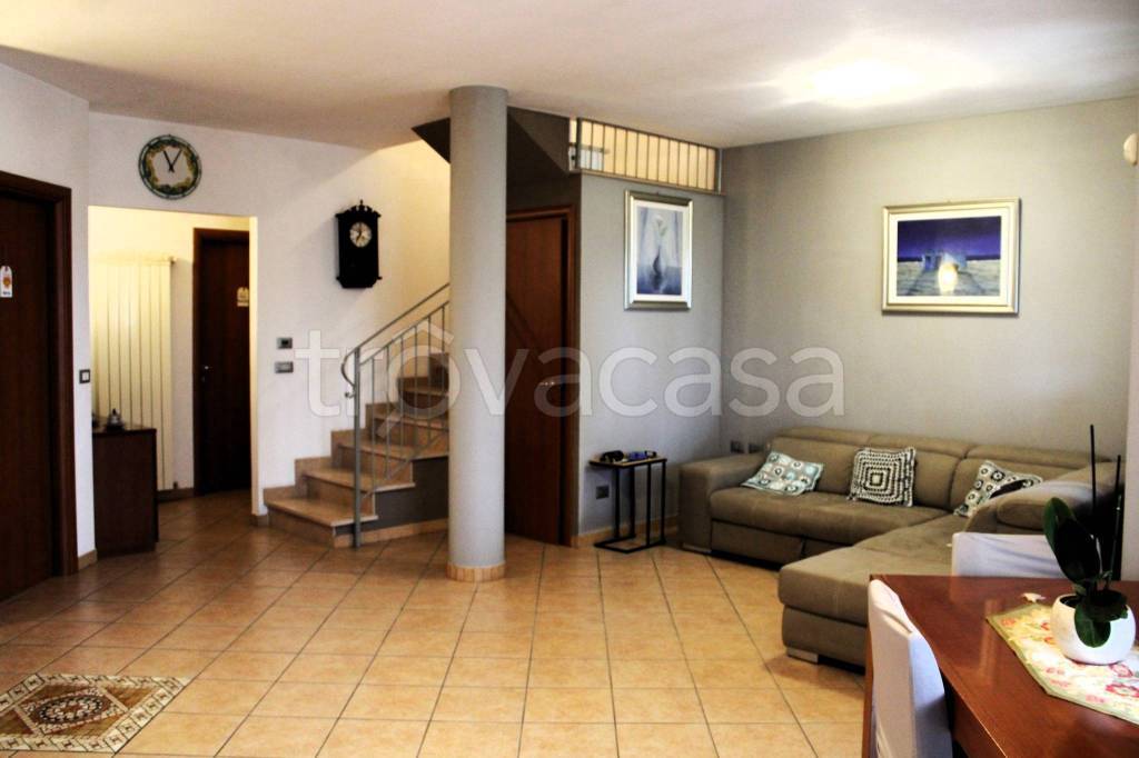 casa indipendente in vendita a Lignana