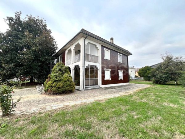 casa indipendente in vendita a Lignana