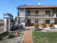 casa indipendente in vendita a Livorno Ferraris