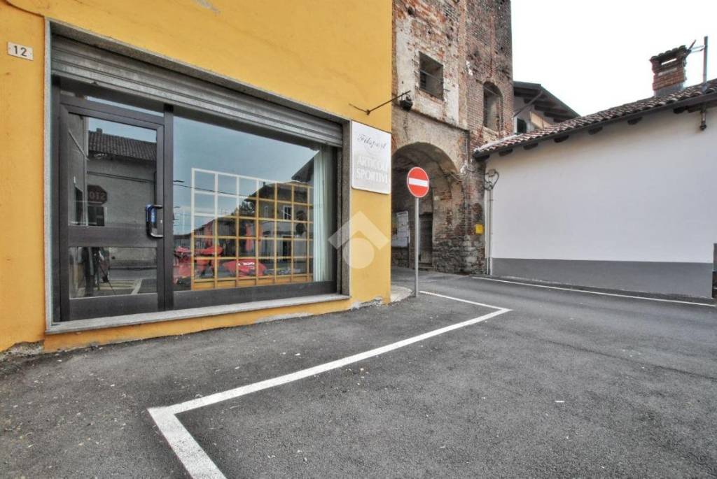 negozio in vendita a Livorno Ferraris