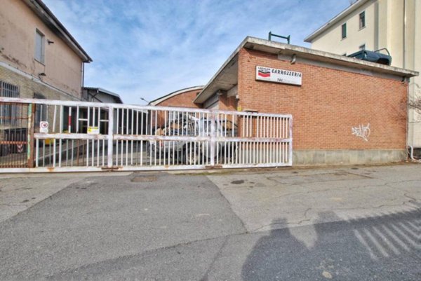 locale commerciale in vendita a Livorno Ferraris
