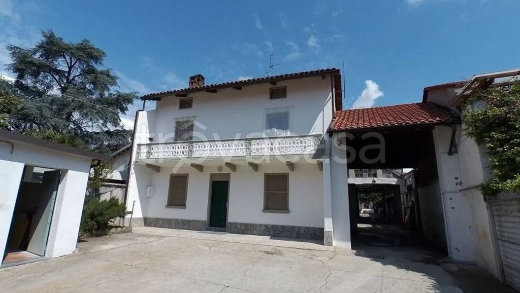 casa indipendente in vendita a Livorno Ferraris