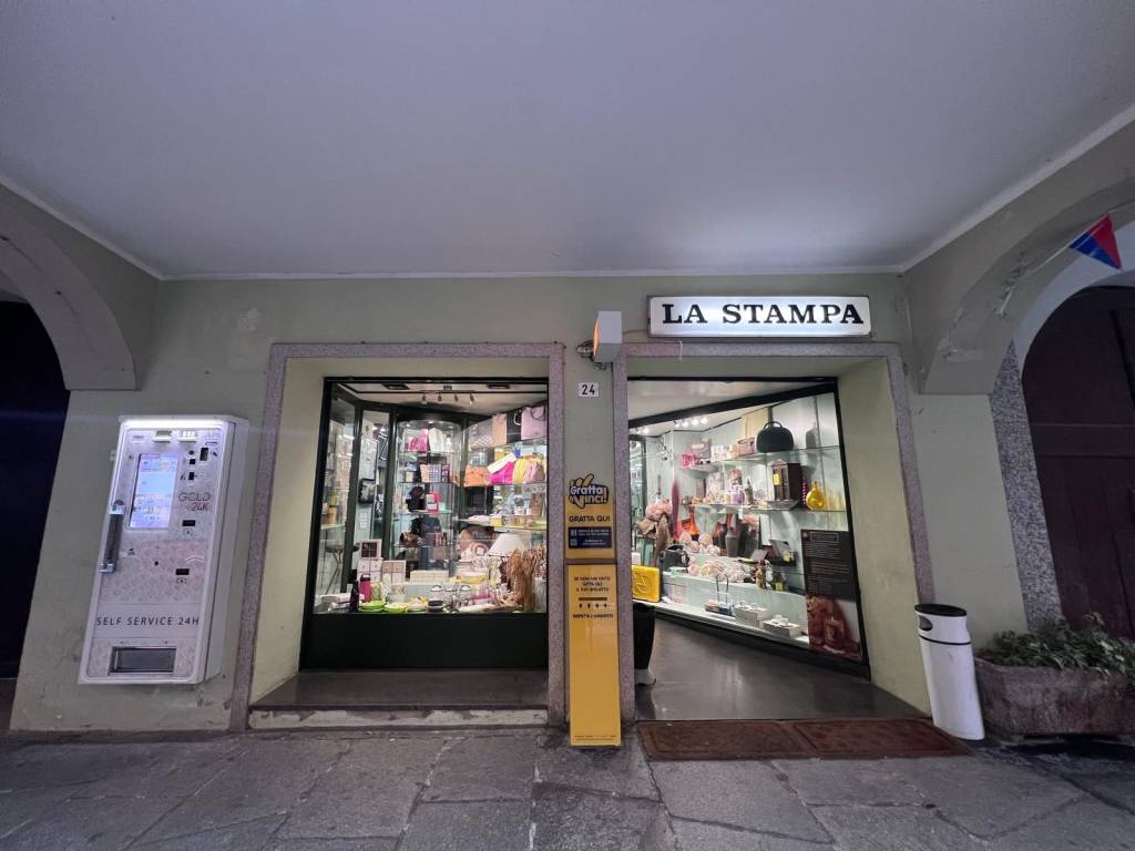 negozio in vendita a Livorno Ferraris