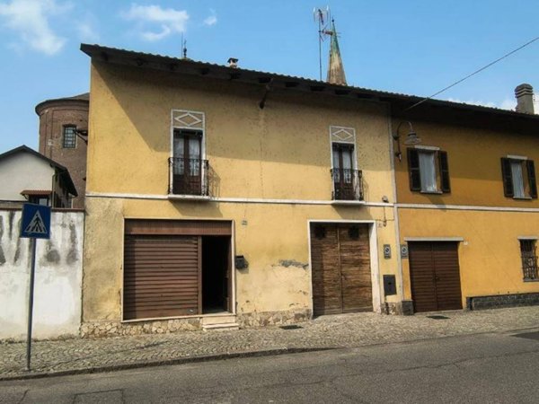 casa indipendente in vendita a Livorno Ferraris