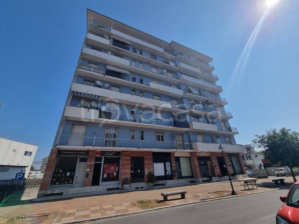 appartamento in vendita a Livorno Ferraris