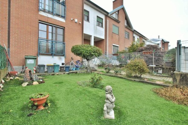 casa indipendente in vendita a Livorno Ferraris