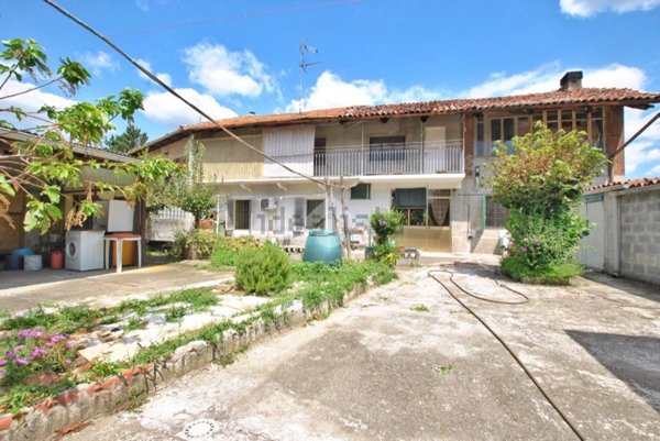 casa indipendente in vendita a Livorno Ferraris