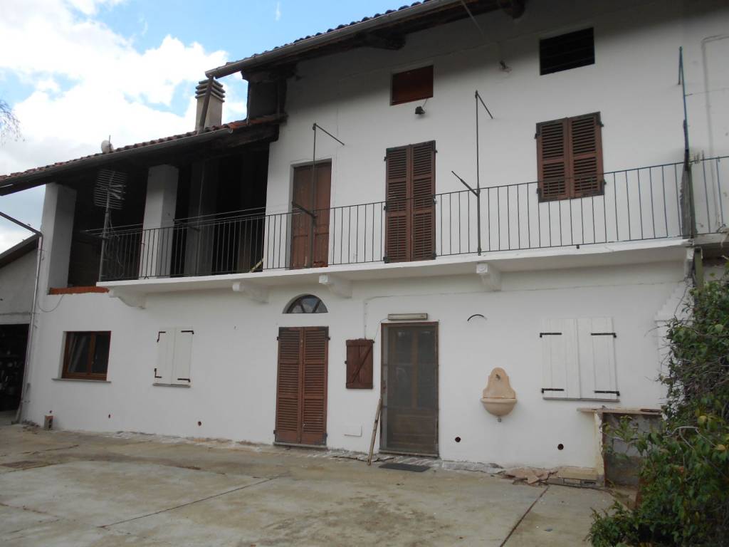 casa indipendente in vendita a Livorno Ferraris