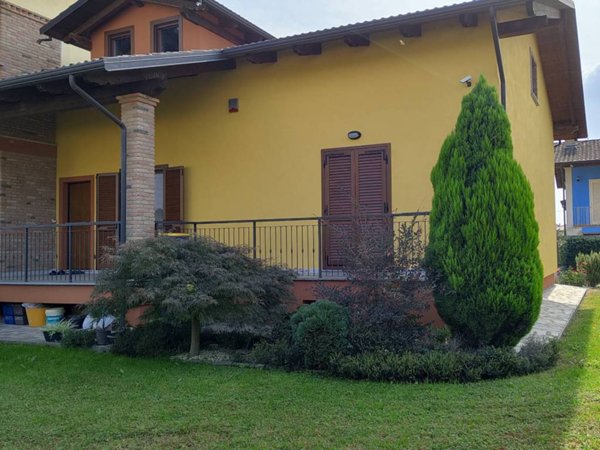 casa indipendente in vendita a Livorno Ferraris