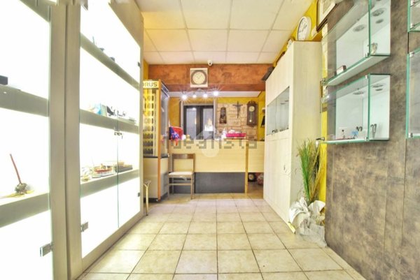 negozio in vendita a Livorno Ferraris