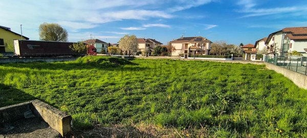 casa indipendente in vendita a Livorno Ferraris