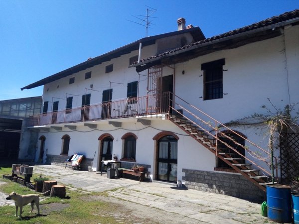 casale in vendita a Livorno Ferraris