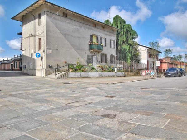 casa indipendente in vendita a Livorno Ferraris